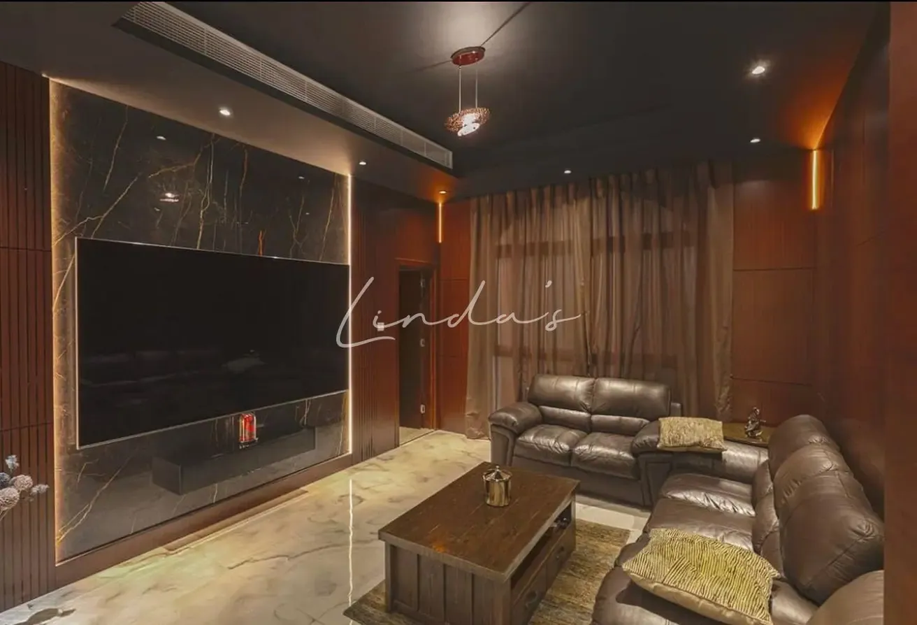 Prime location | Private Pool | Park View