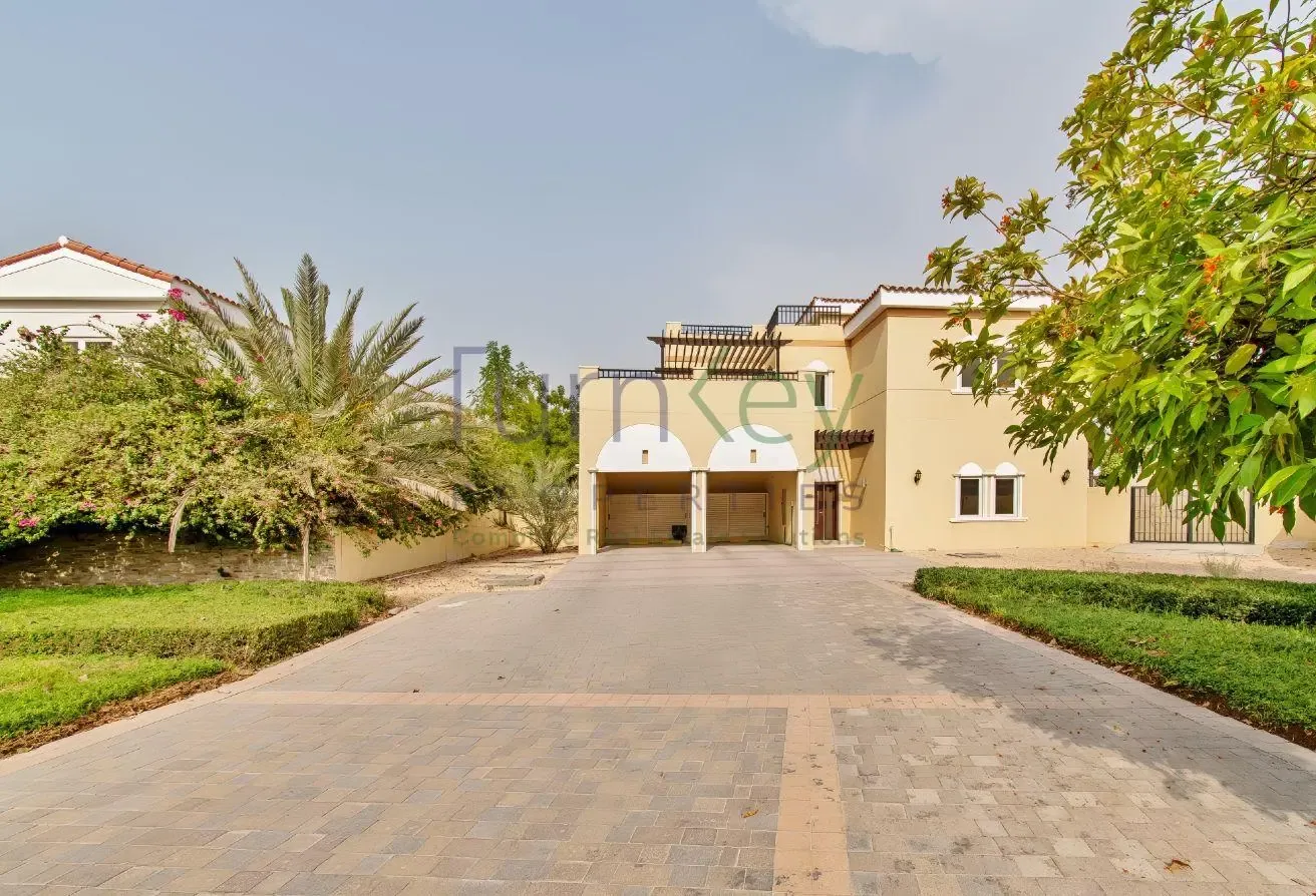 Lowest-Priced Huge Villa Plot | Best Price Deal