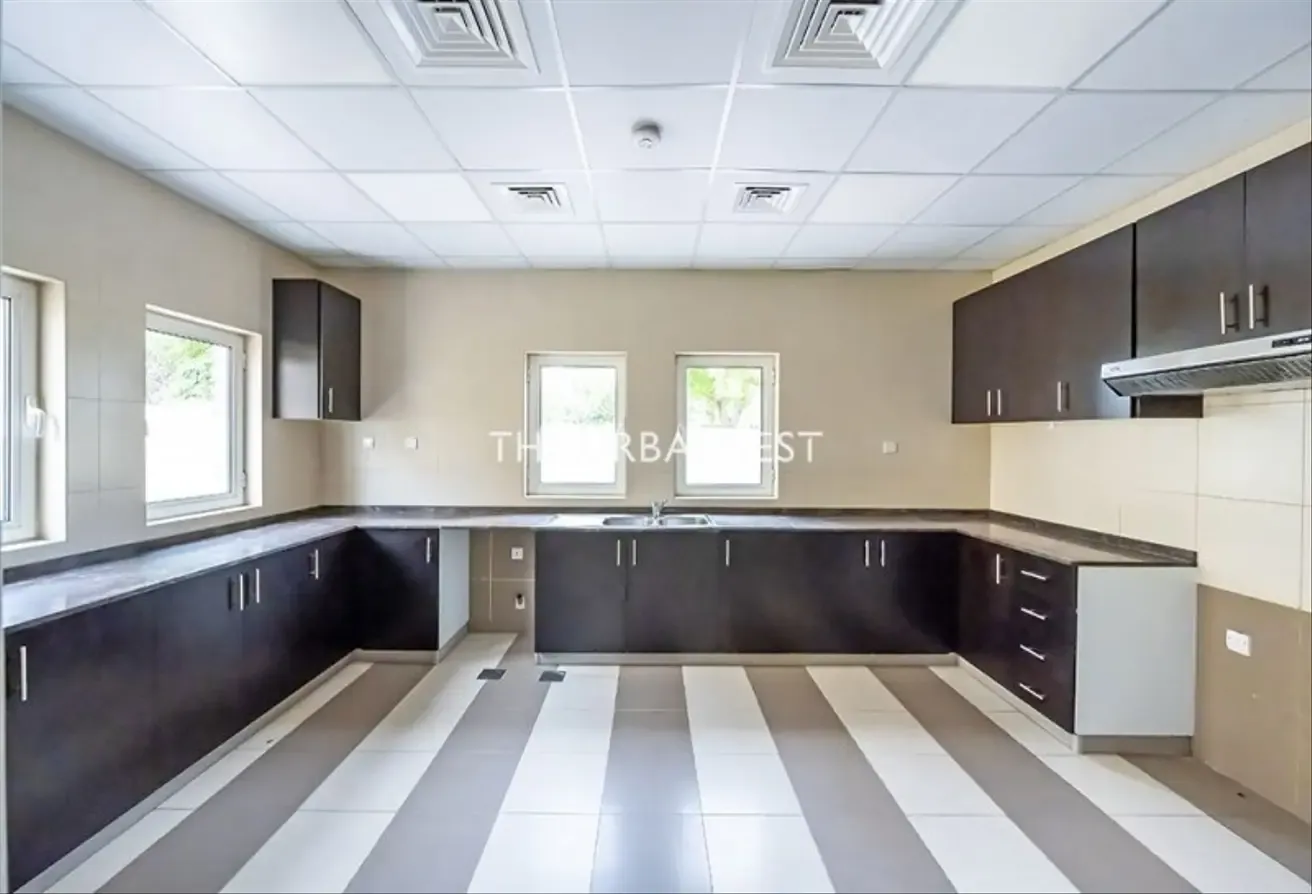 Priced to Sell | 5BHK | Mazaya C1 Type | With Pool