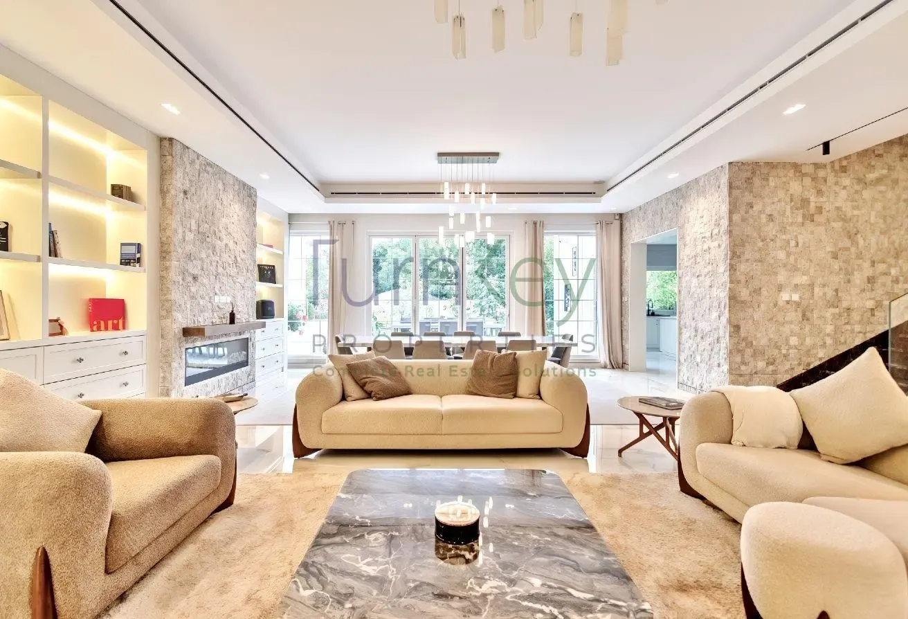 6Bed Modern Luxury |Smart Home | High-End Finishes