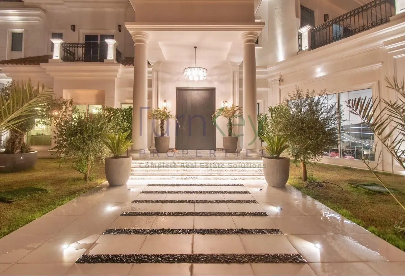 6Bed Modern Luxury |Smart Home | High-End Finishes