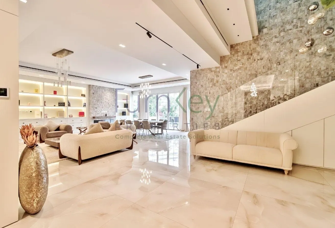 6Bed Modern Luxury |Smart Home | High-End Finishes