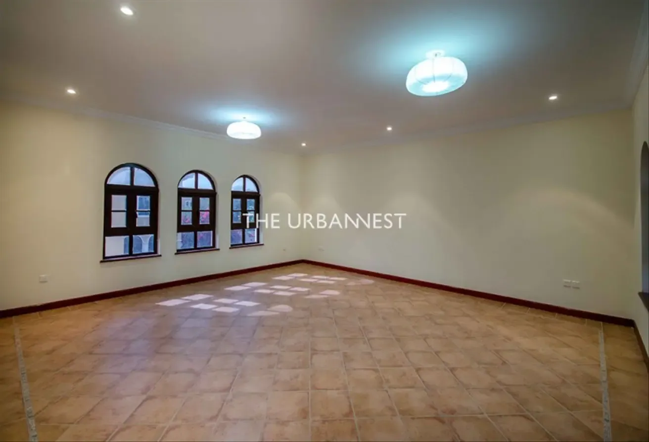 Type Mallorca | Two Maids Room | Tenanted