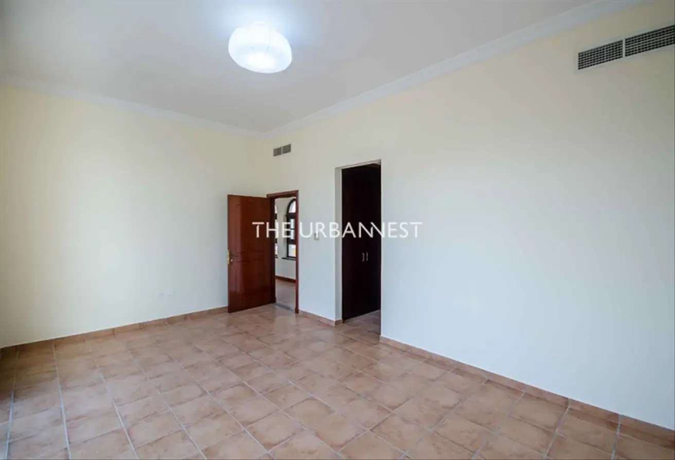 Type Mallorca | Two Maids Room | Tenanted