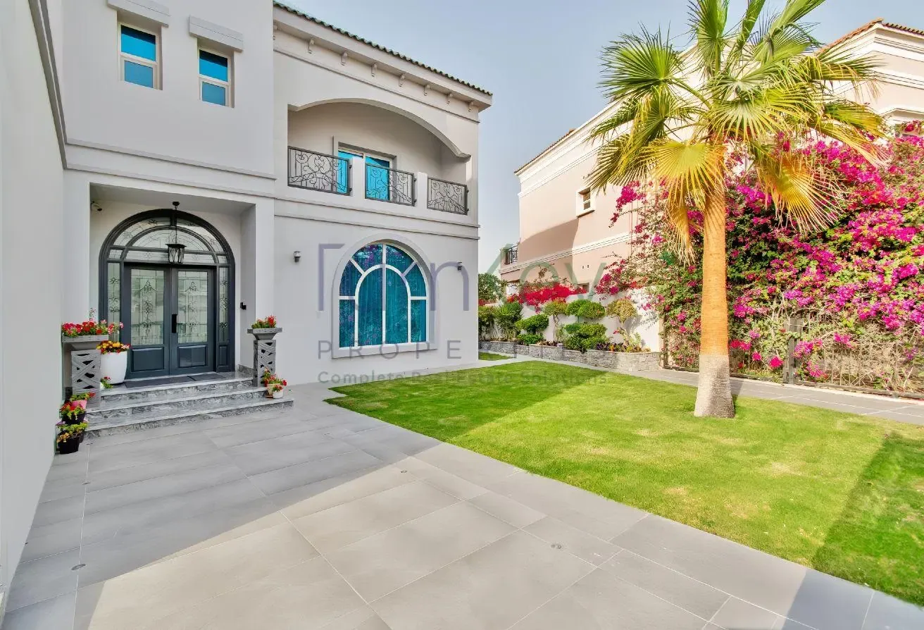 Stunning Custom-Built | Fully Upgraded with Pool