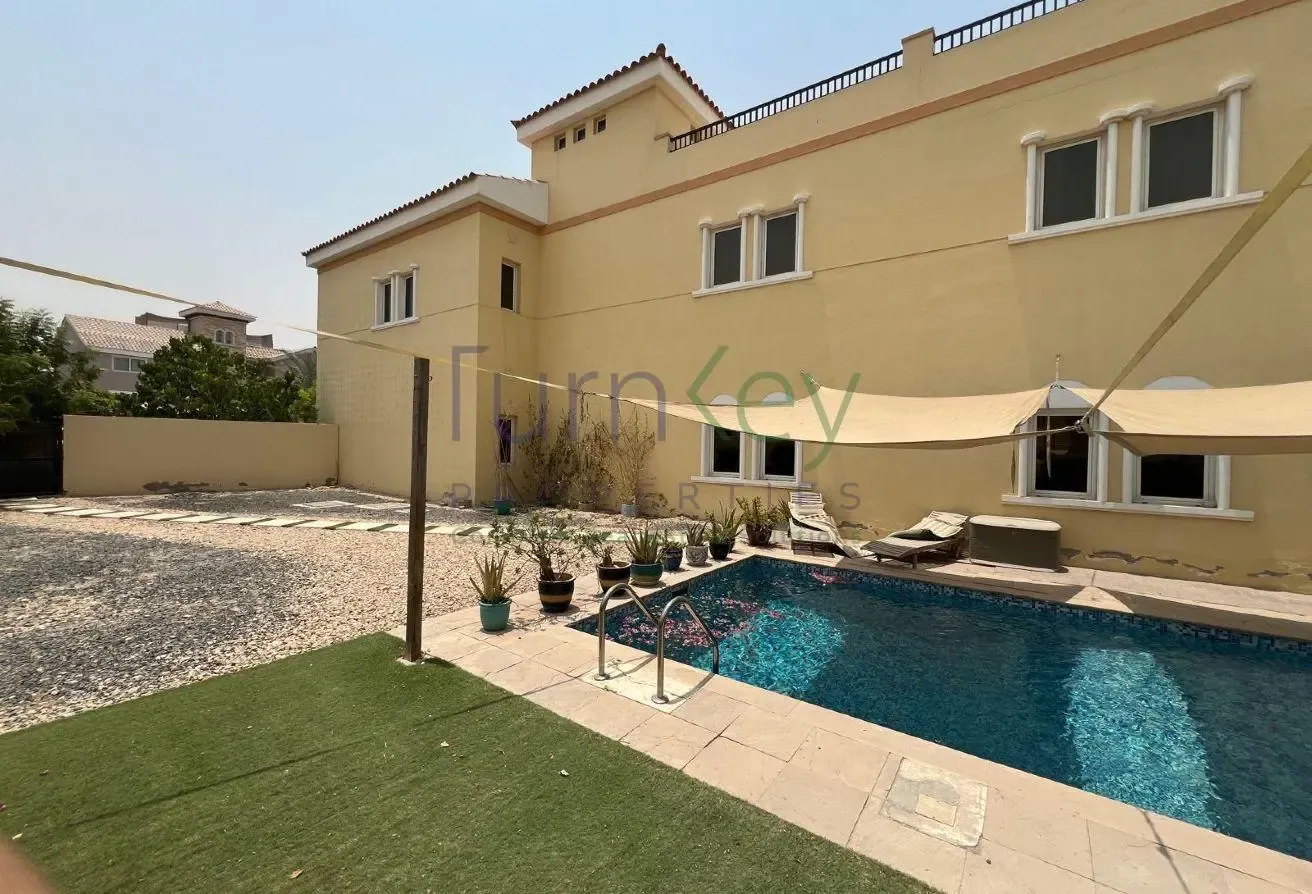 Huge Plot | Vacant | Ready to Move | 5 Bed+Pool |