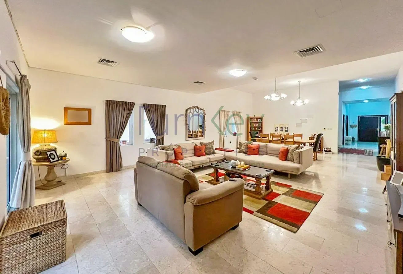 Spacious 5 Bed | Type Mazaya C1 | Prime Location