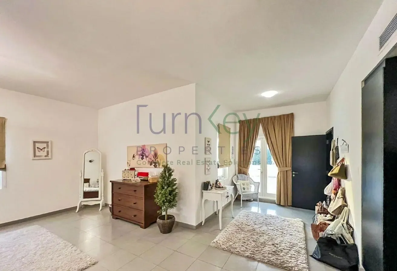 Spacious 5 Bed | Type Mazaya C1 | Prime Location