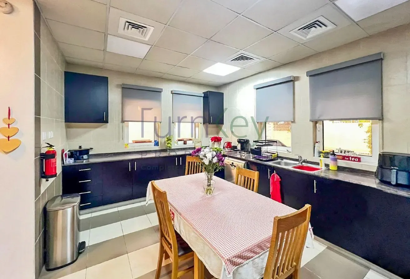 Spacious 5 Bed | Type Mazaya C1 | Prime Location