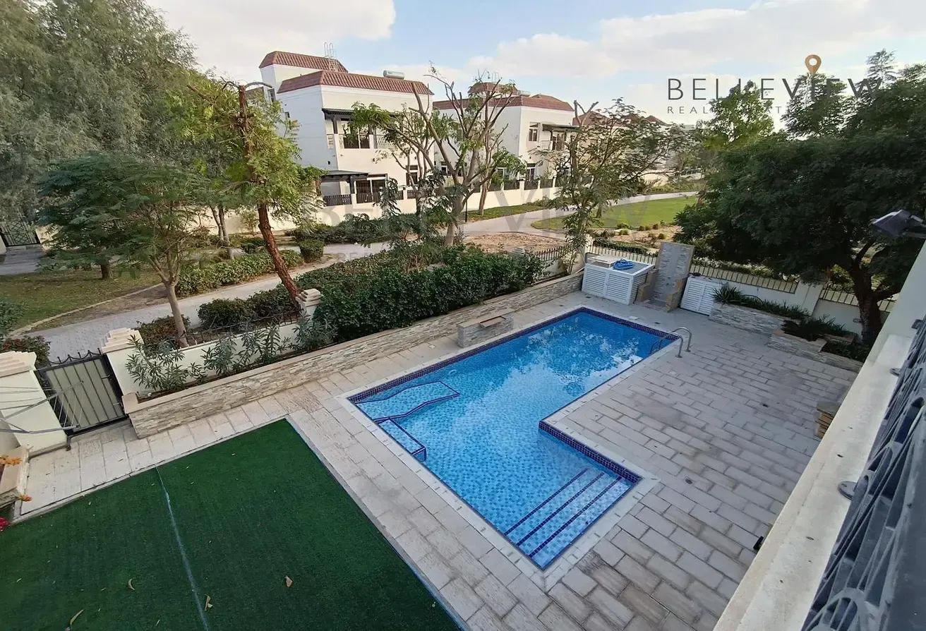 Fully Furnished |Private Swimming Pool|4Beds