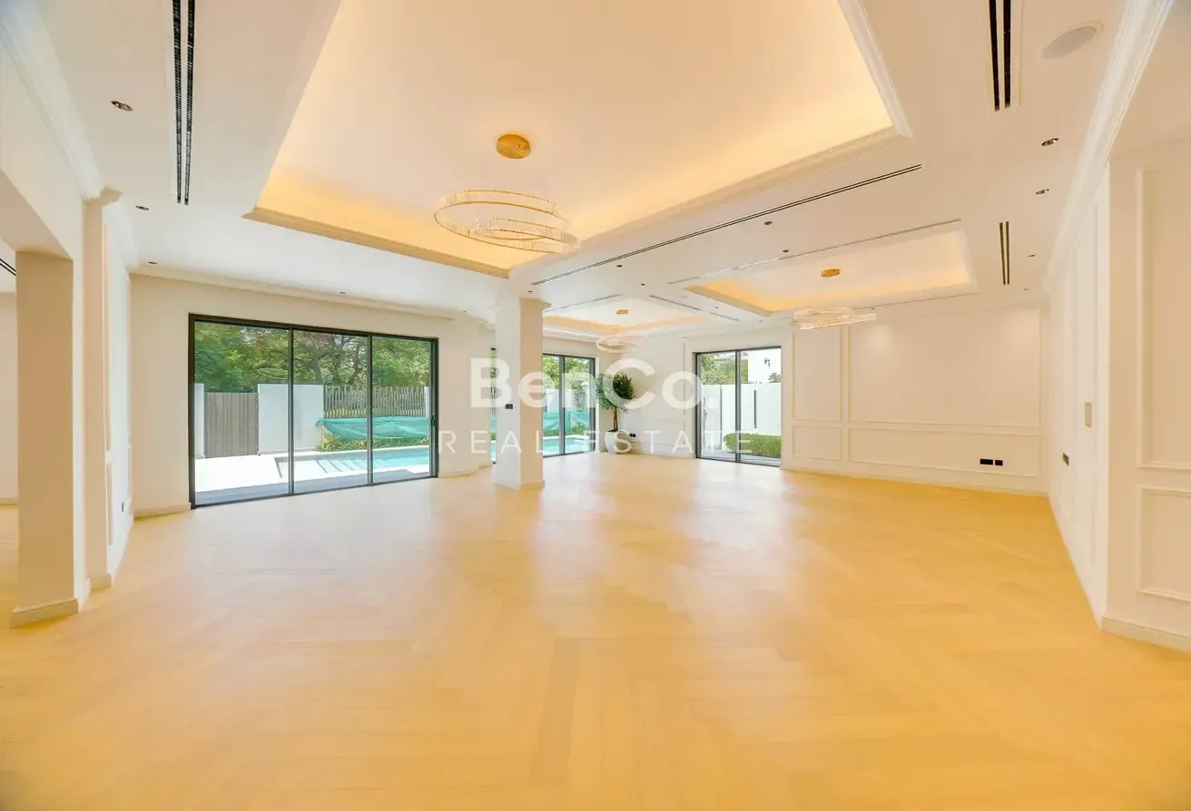 Fully Upgraded I 5 Bed Ensuite| Backing Green Area