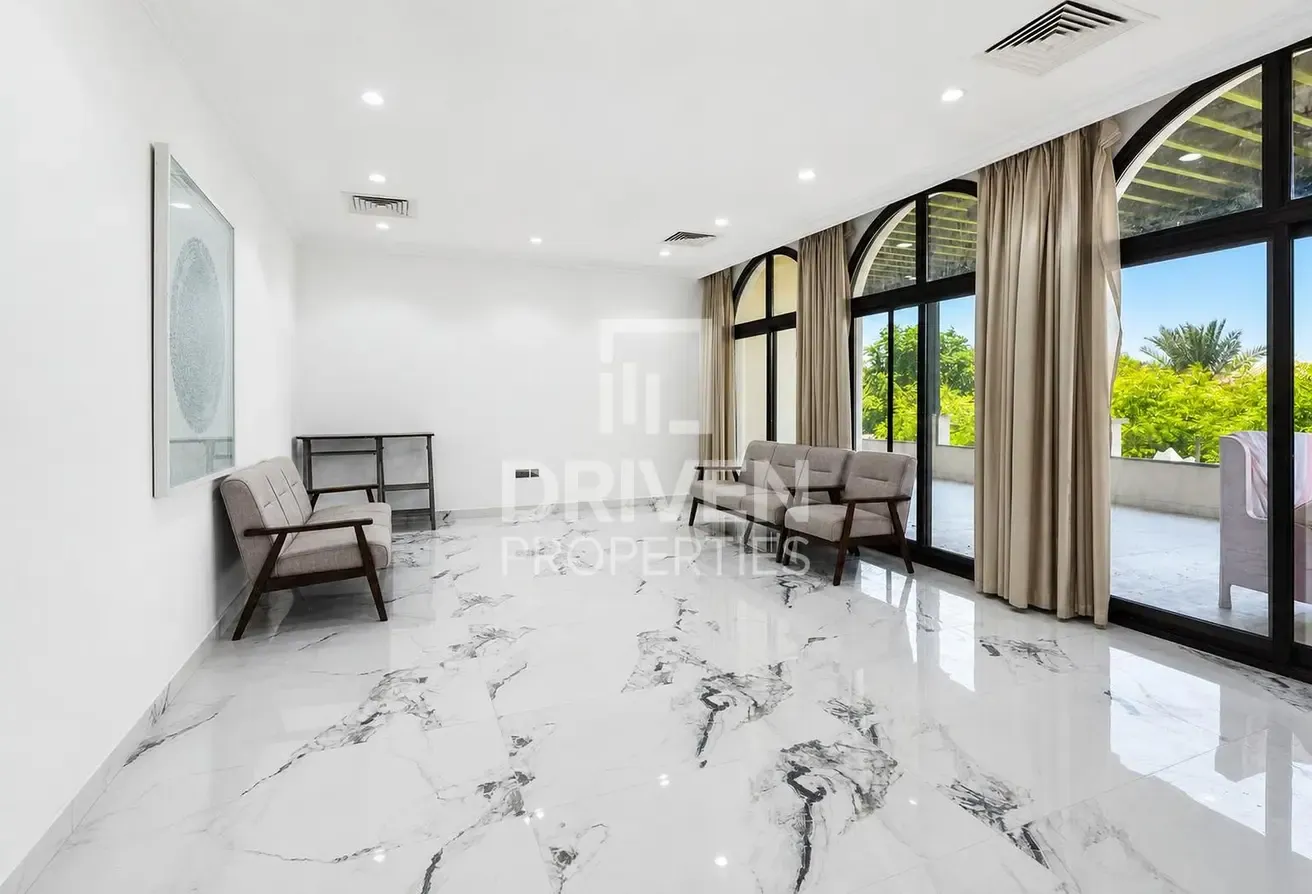 Exclusive | Biggest Plot | Prime Location