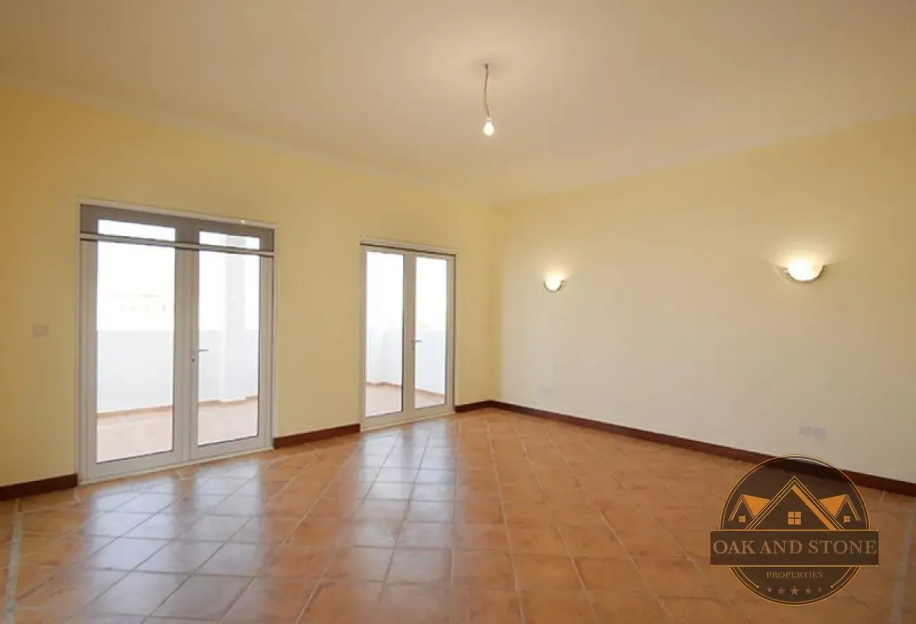 Valencia | 5 Bed+Study | Private Pool | Huge Plot