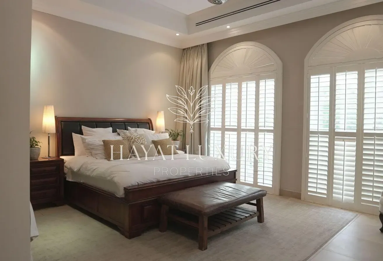 Upgraded Custom- Built | 5 Beds Ensuite + Maid | Exclusive