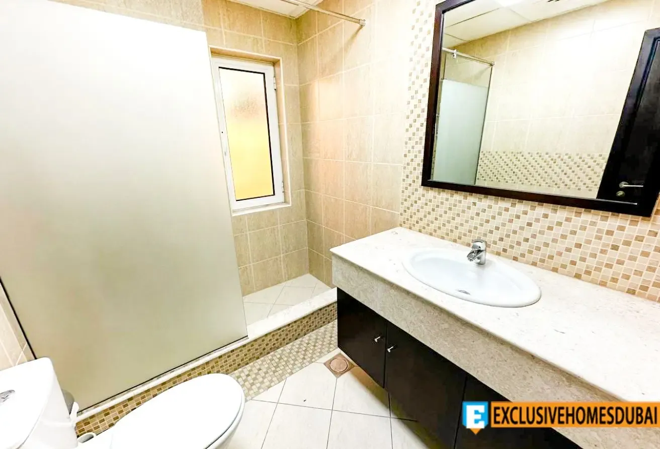 On Park | 5 beds + Maid | Pvt Pool | Vacant now