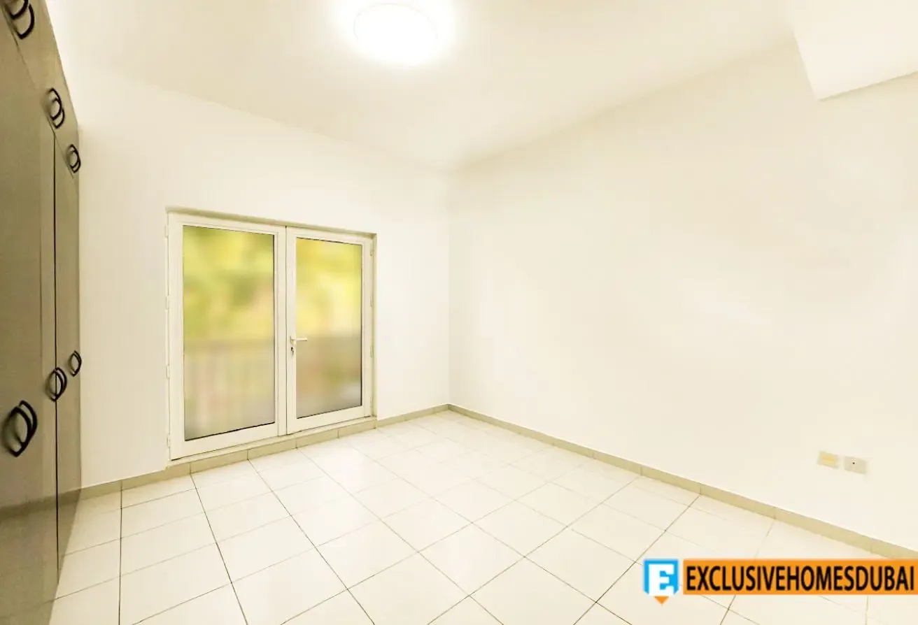 On Park | 5 beds + Maid | Pvt Pool | Vacant now
