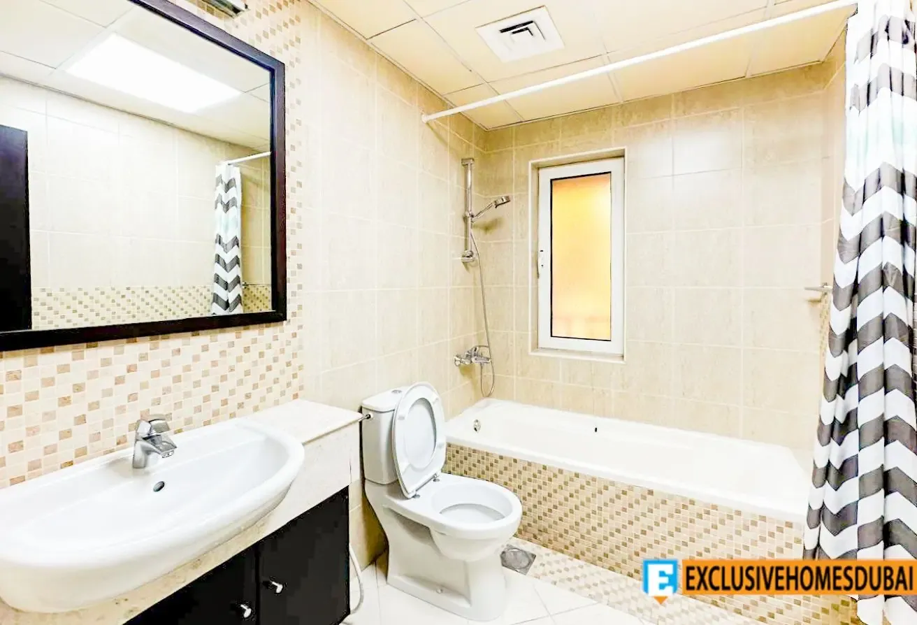 On Park | 5 beds + Maid | Pvt Pool | Vacant now