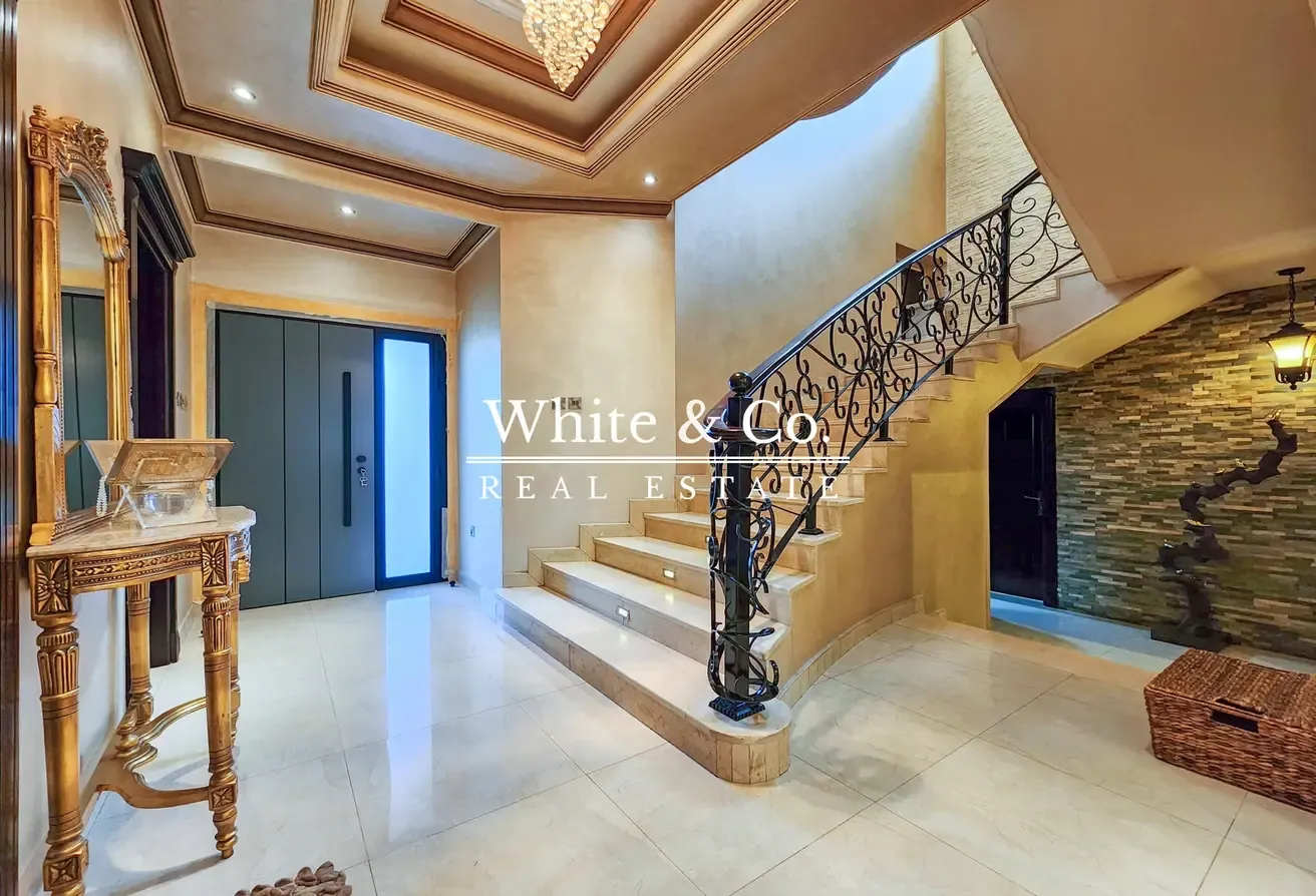 Custom Build | Corner Plot | Furnished