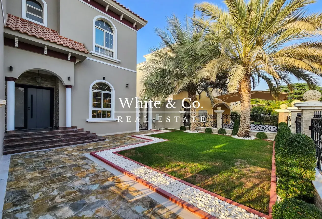 Custom Build | Corner Plot | Furnished