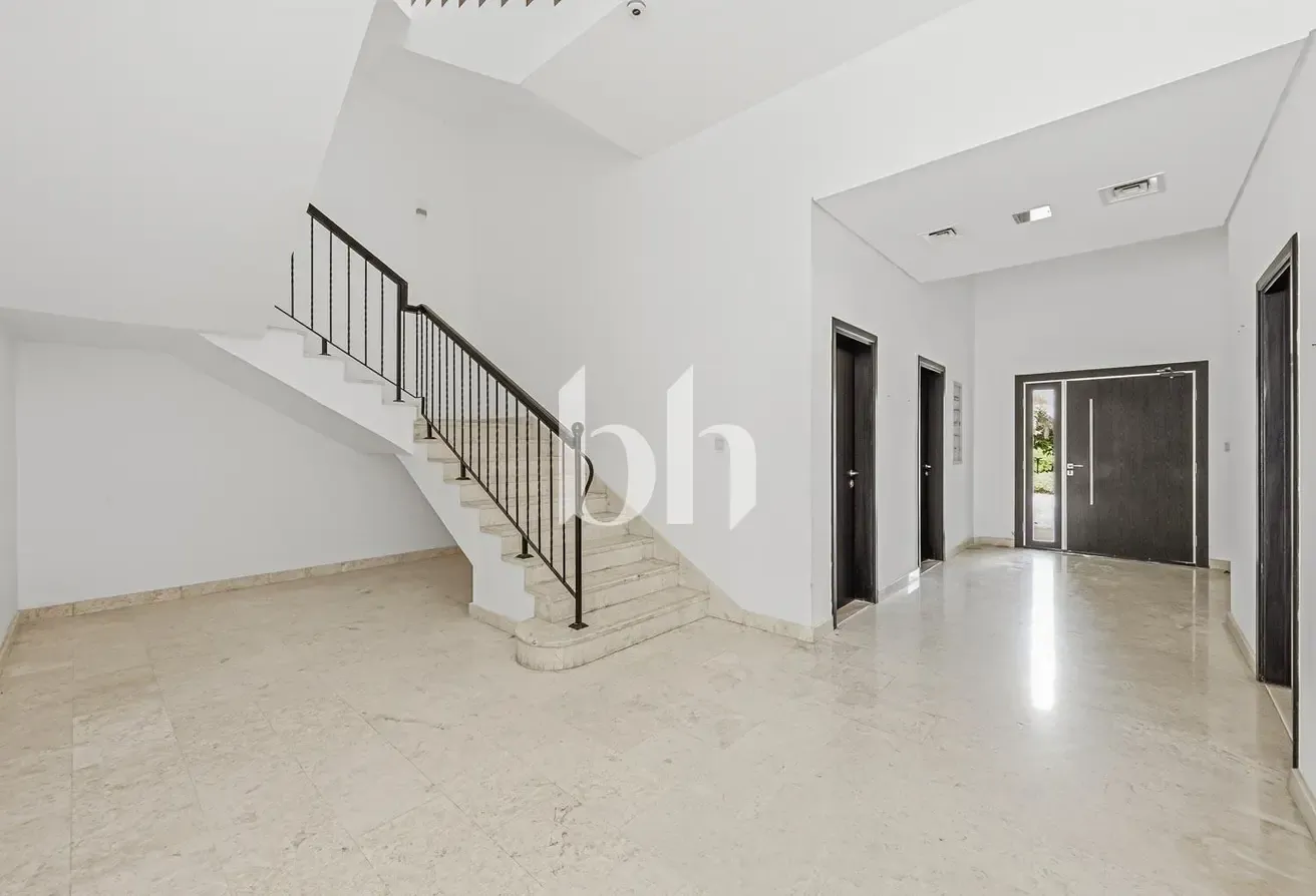 5BR Villa | Private Pool | Private Garden