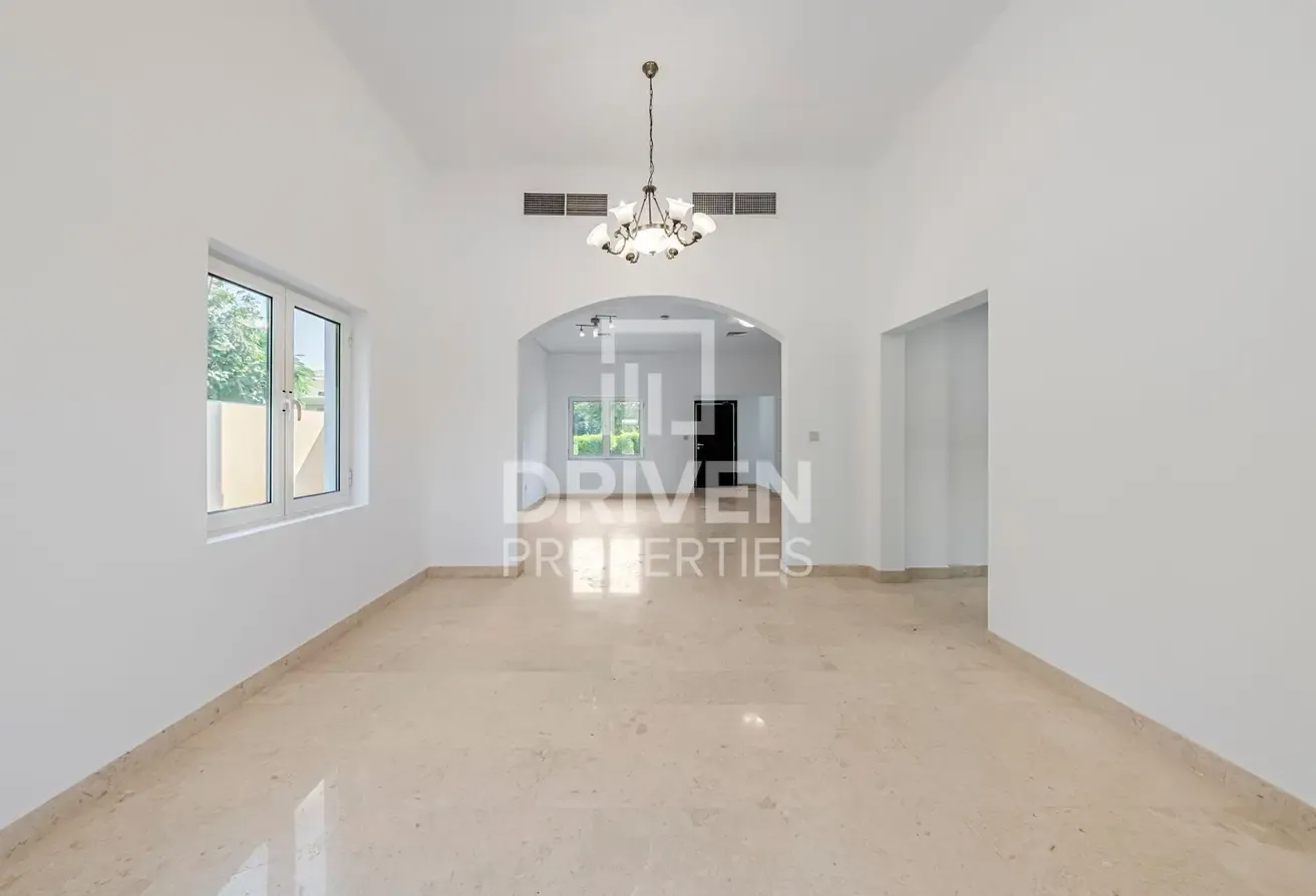 Vastu | Park Facing | Vacant | Mazaya Single Row