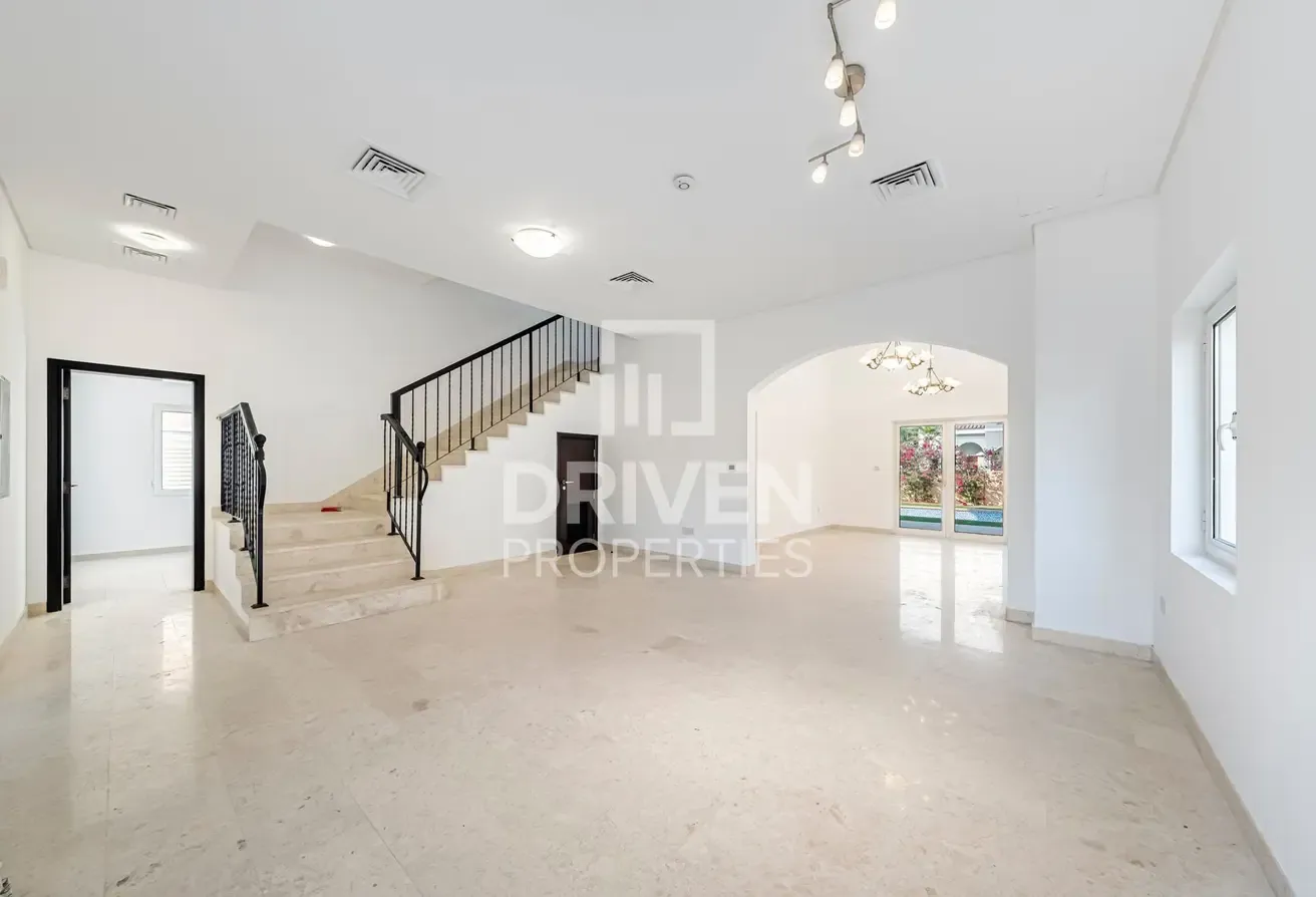 Vastu | Park Facing | Vacant | Mazaya Single Row