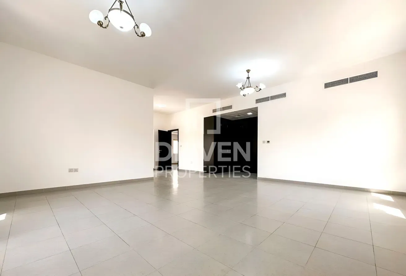 Vastu Compliant | Exclusive | Rented | Spacious