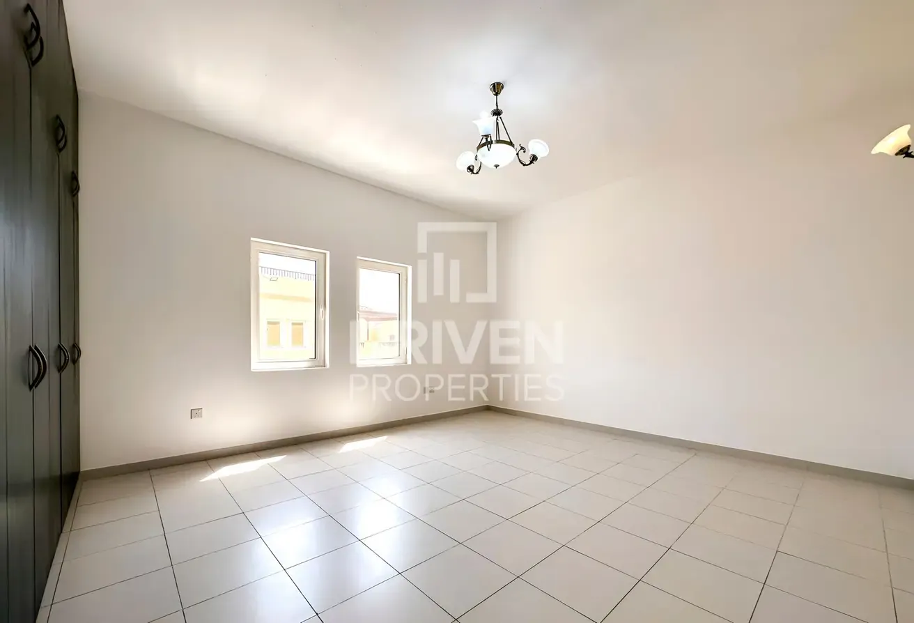 Vastu Compliant | Exclusive | Rented | Spacious