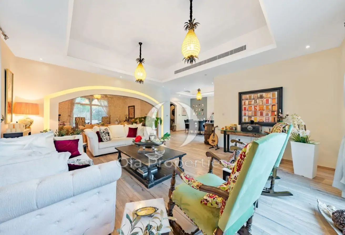 Luxury 4BR Villa | Private Pool | Fully Furnished