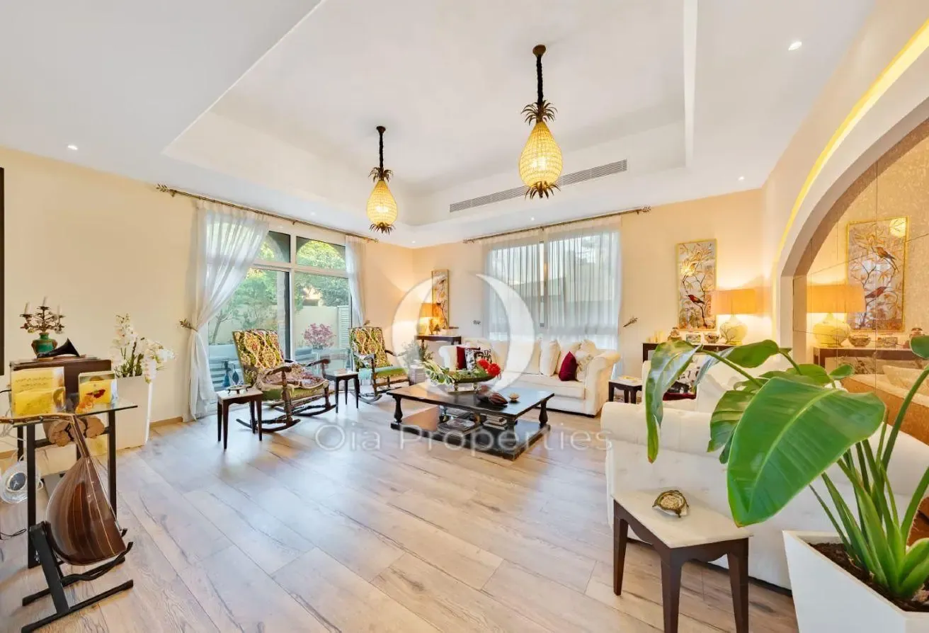 Luxury 4BR Villa | Private Pool | Fully Furnished