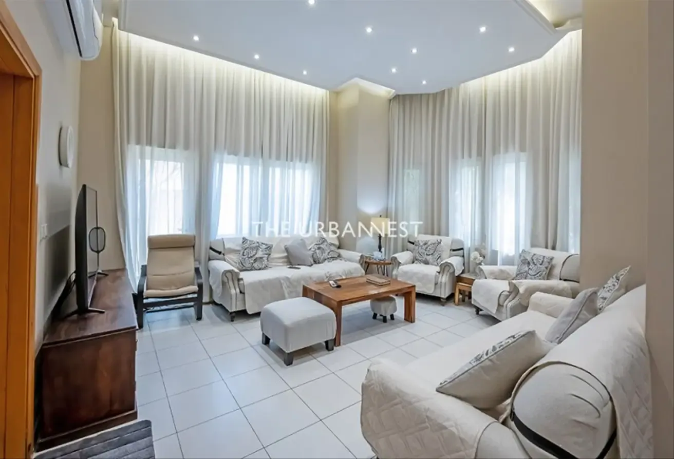 Mazaya B1 | 5 BHK with Study and Maids Room