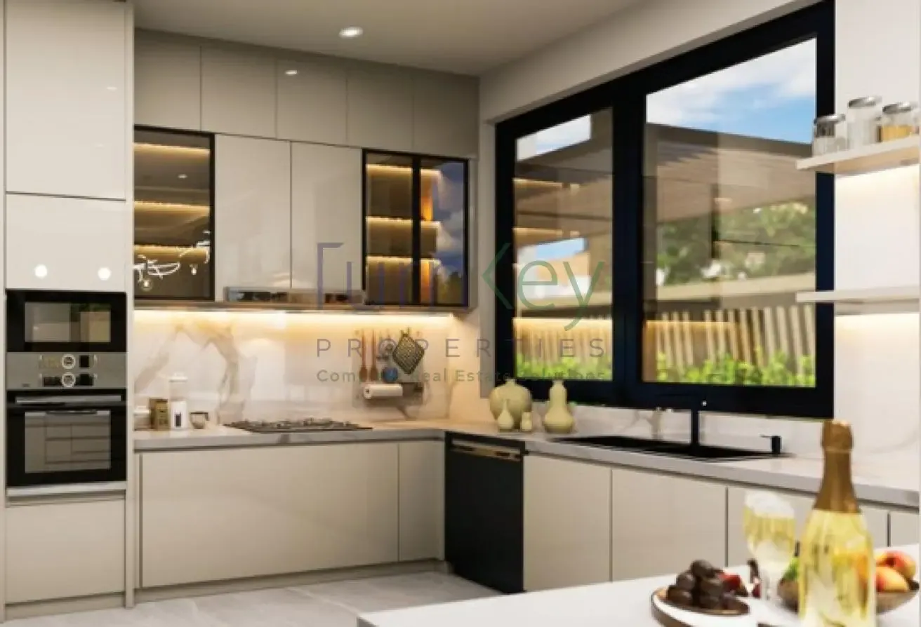 Fully Upgraded | 5  bed with Pool | Modern
