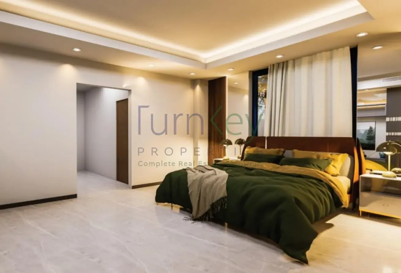 Fully Upgraded | 5  bed with Pool | Modern