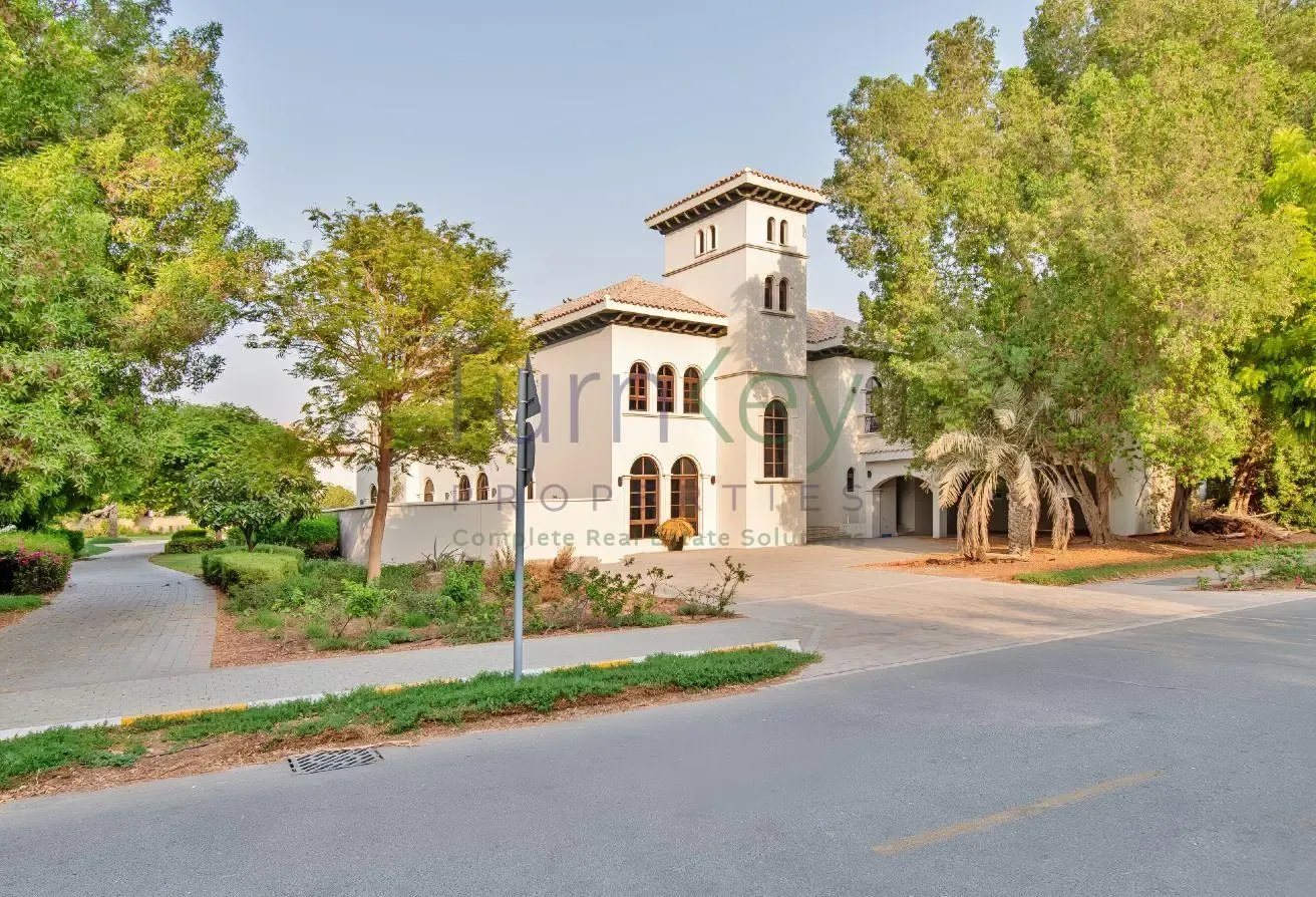Exclusive Mallorca | 6 Bed plus Study | Huge Plot