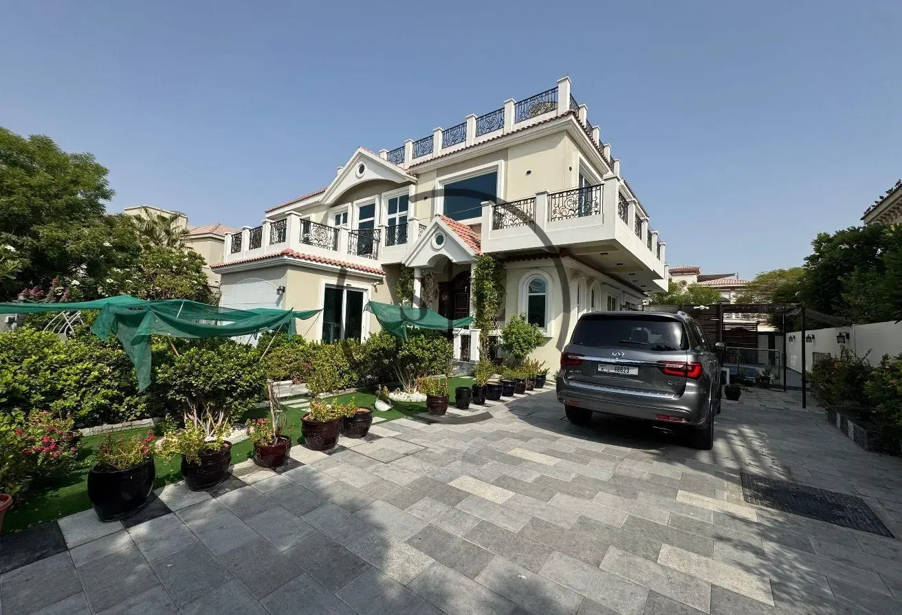 Fully Furnished | Well-Maintained | Lift and Pool