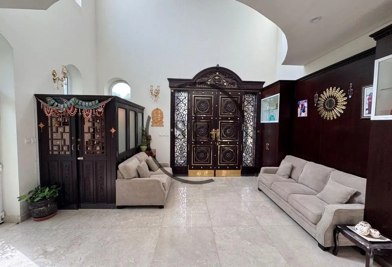 Fully Furnished | Well-Maintained | Lift and Pool