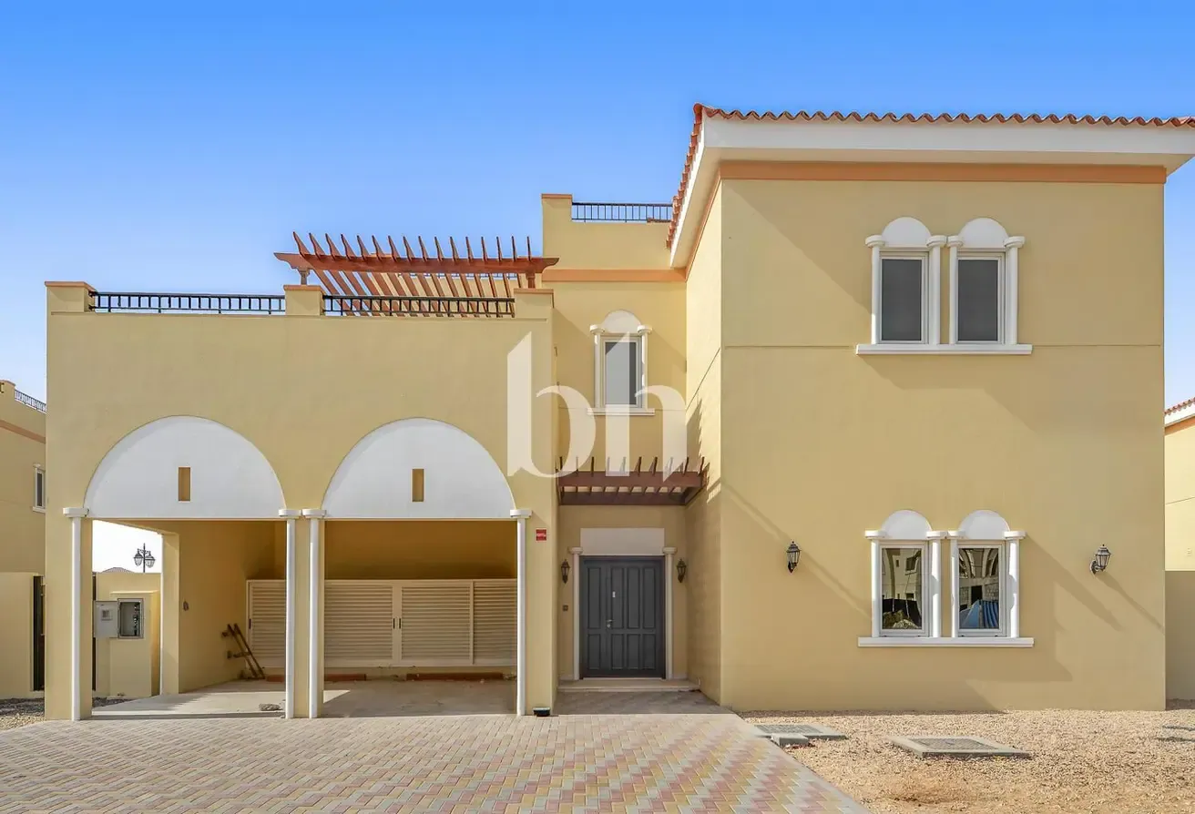 Excellent Location |5bed C1 |Large Plot