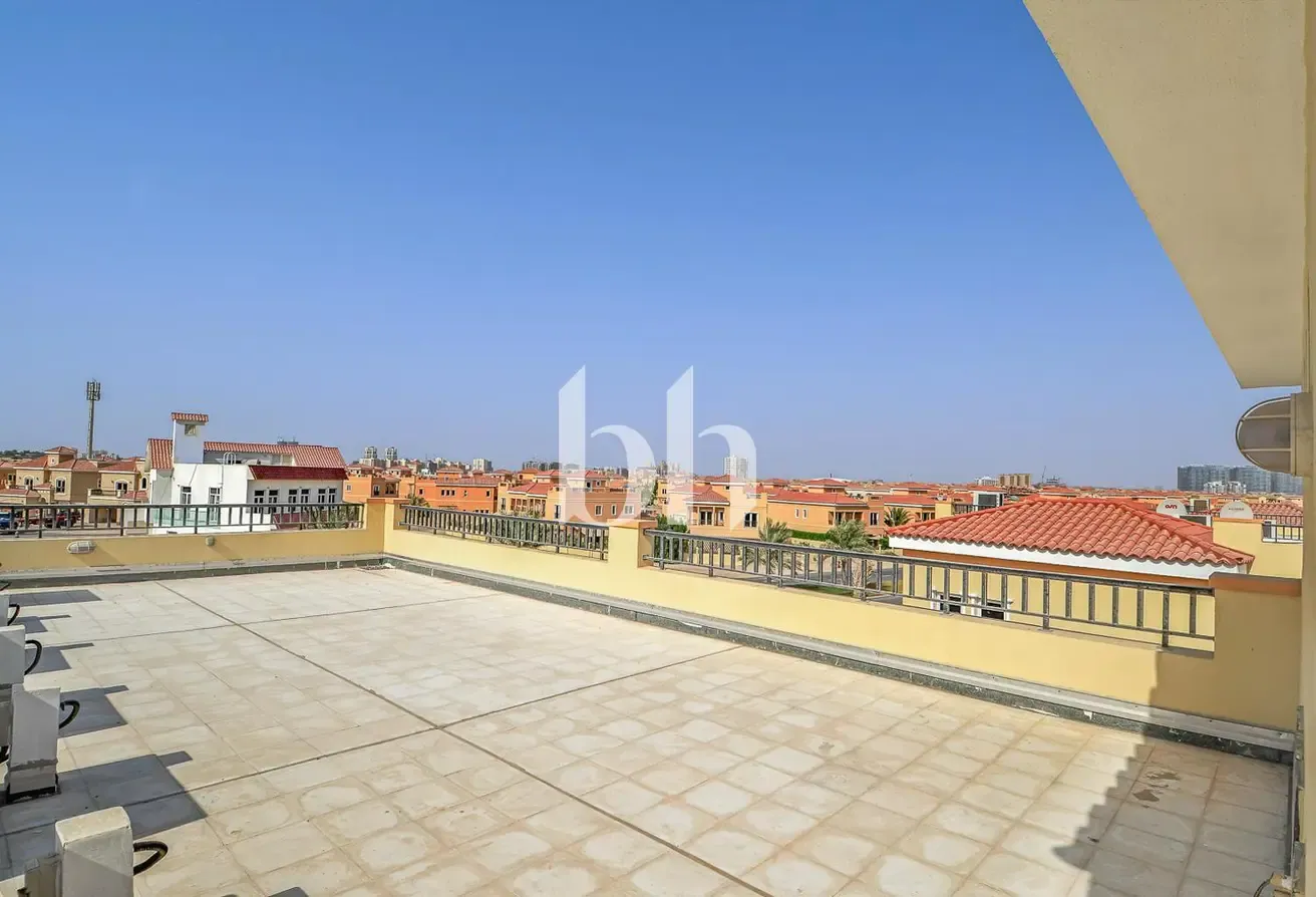 Excellent Location |5bed C1 |Large Plot