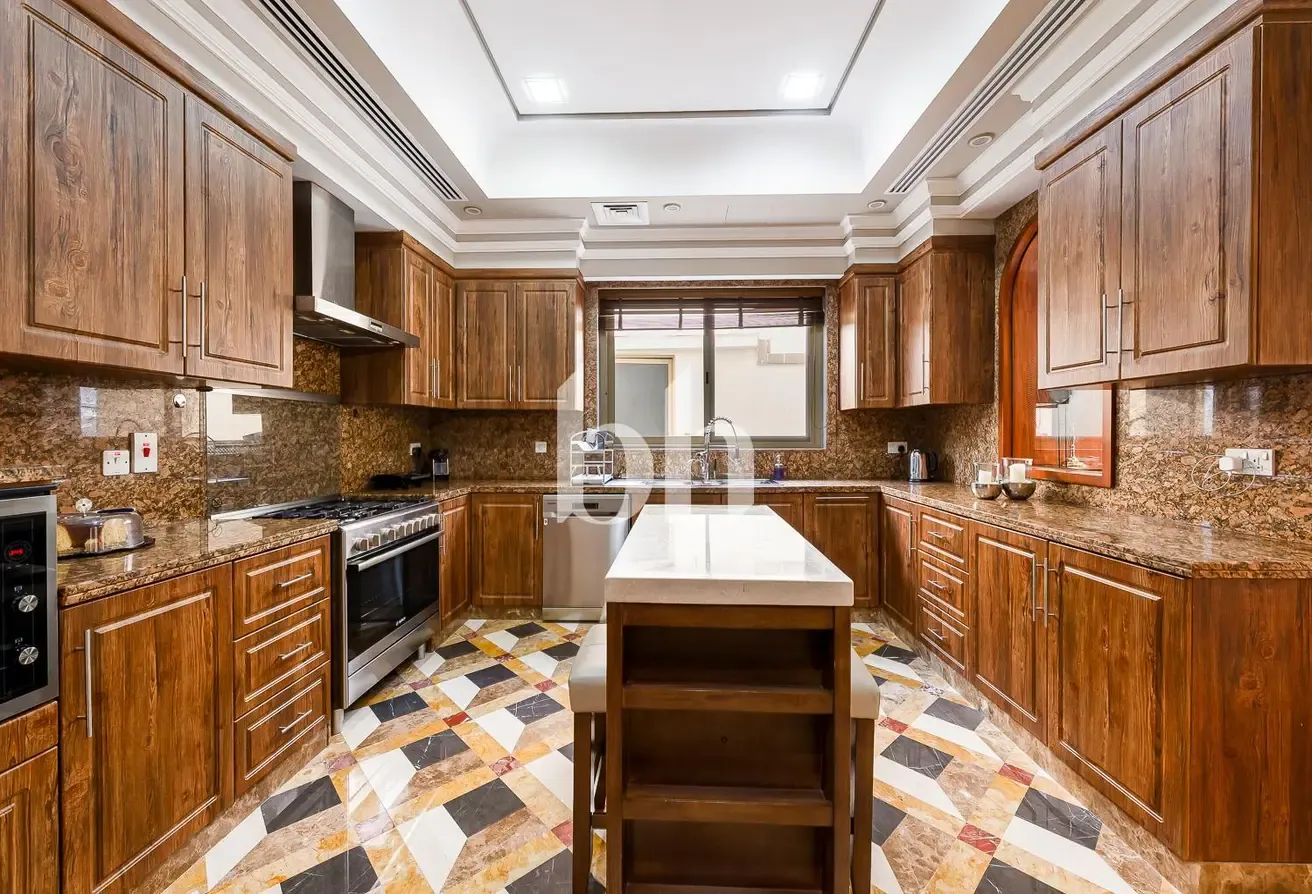Rooftop Sauna | Elegant Woodwork | Top Finishes