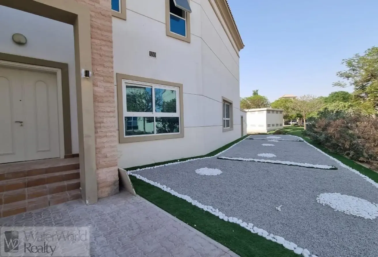 Well-Maintained 5Bed+Maid | Upgraded | Rented