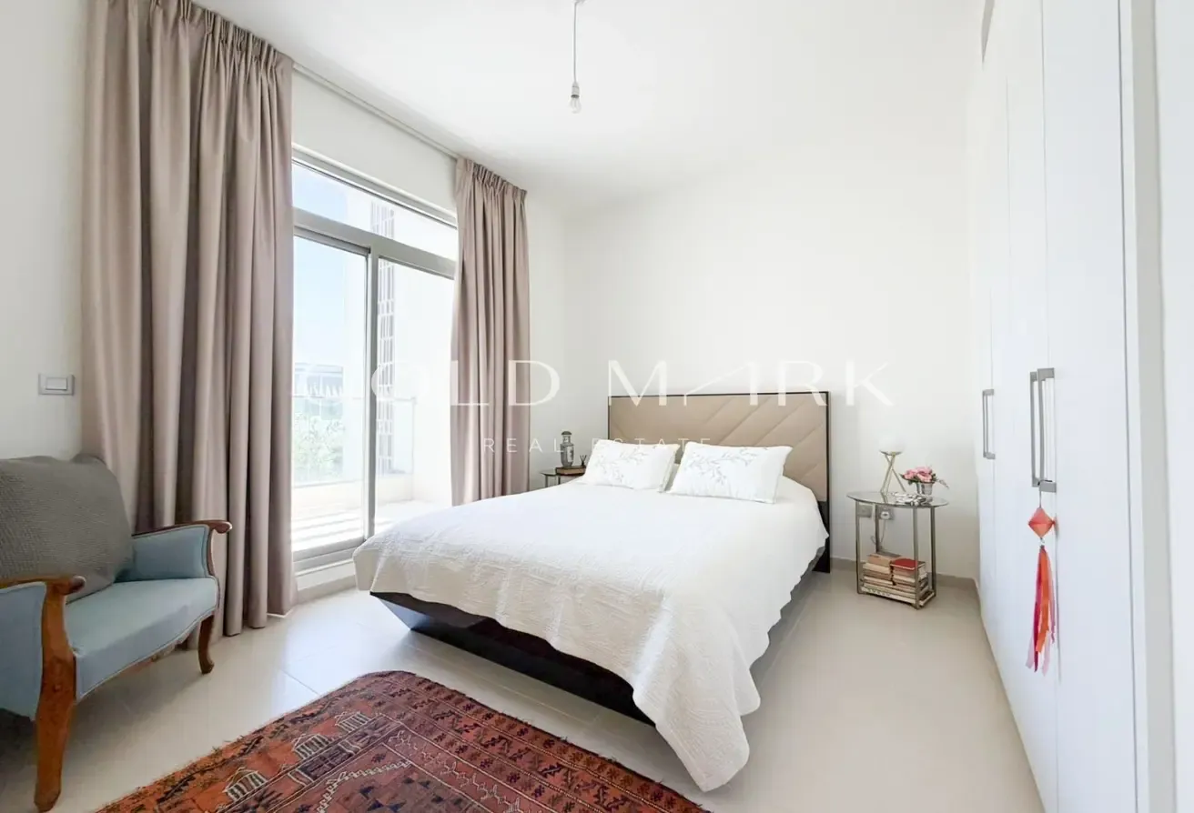 End Unit | Vacant On Transfer | VASTU Compliant