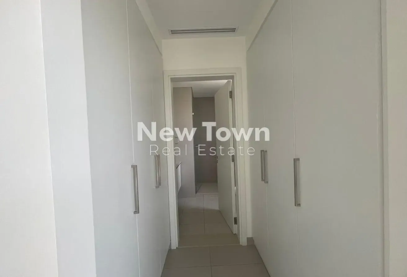Corner Unit | Big Plot | Near to Amenities