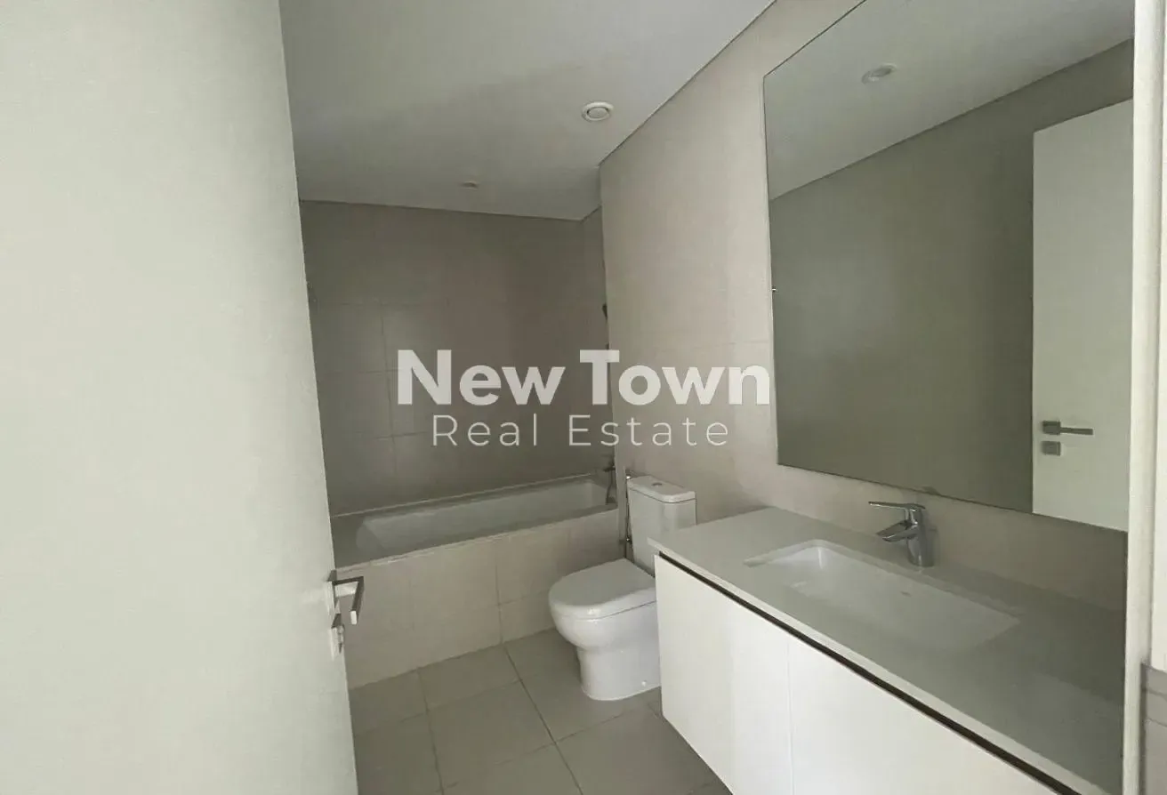 Corner Unit | Big Plot | Near to Amenities