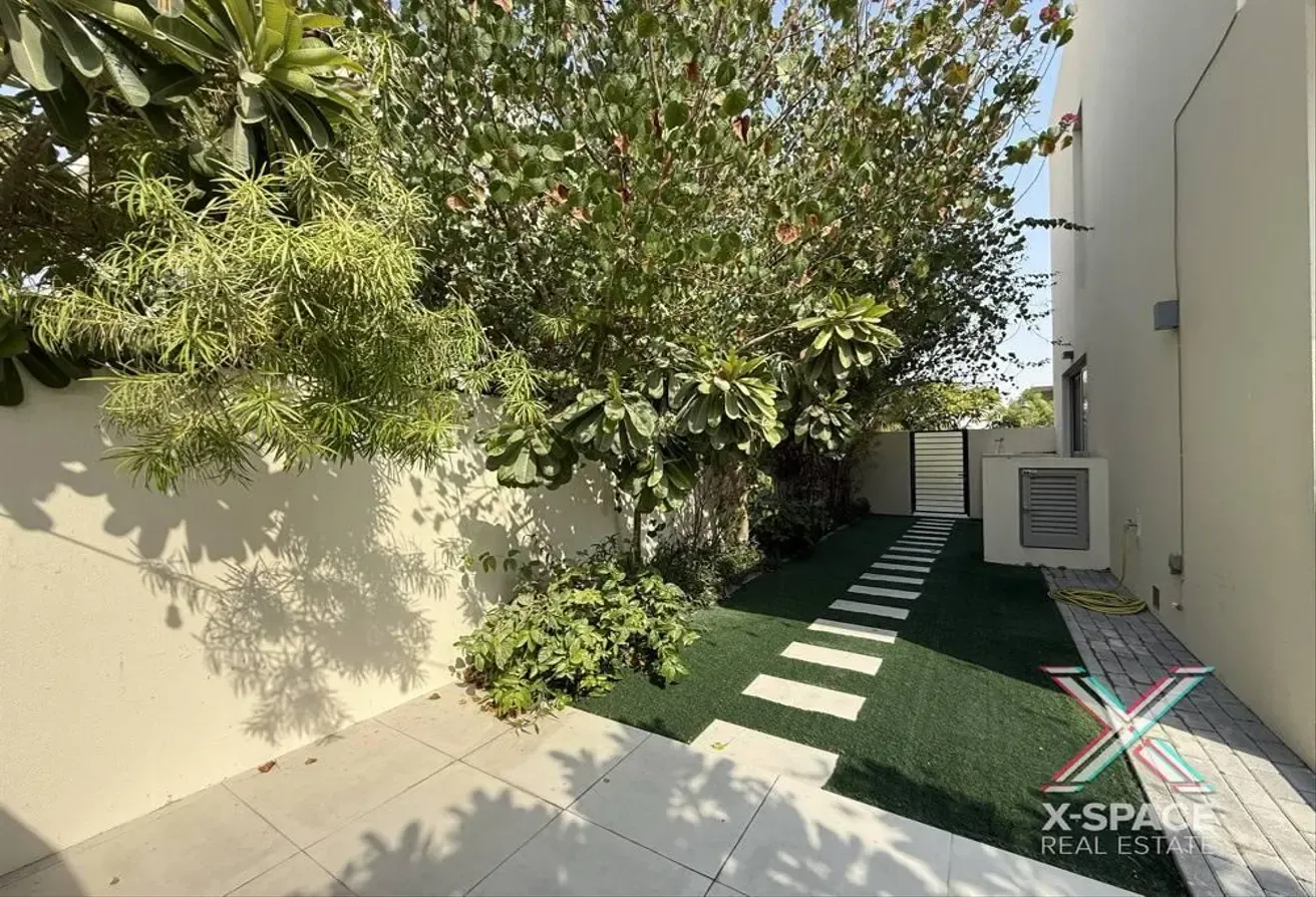Investor deal | B2B | Family Community