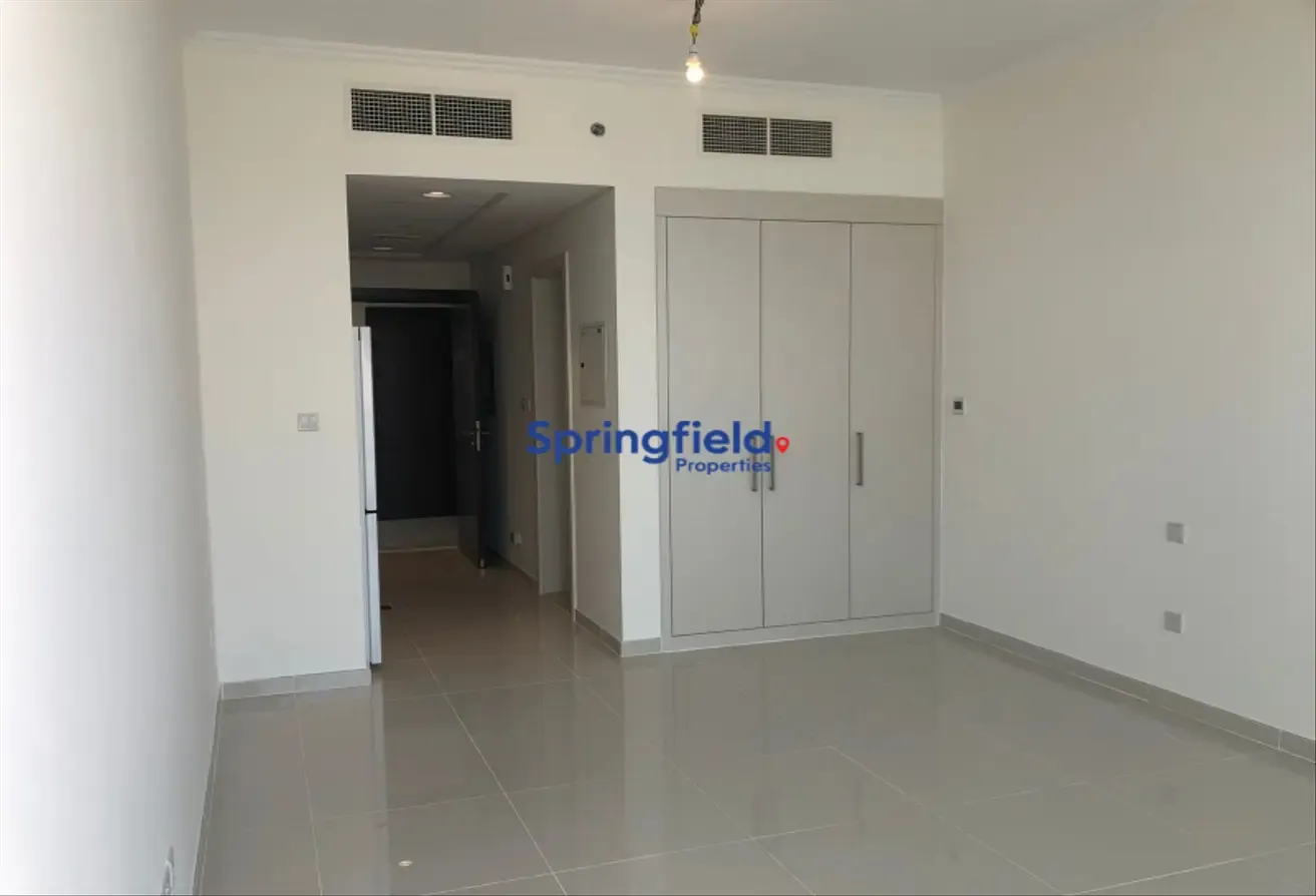 High-Floor Studio | Golf Course View | High ROI
