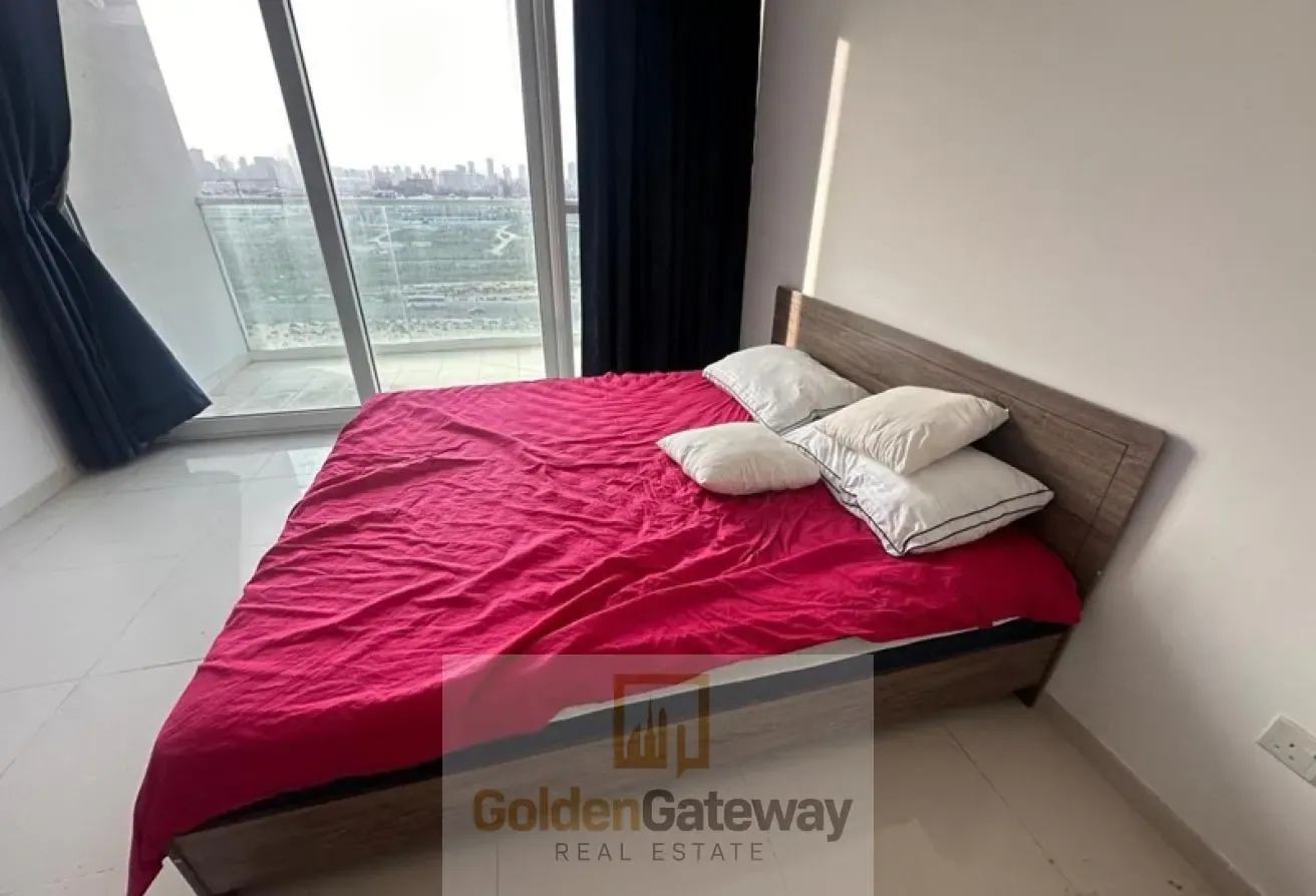 Beautifully Fully Furnished |Vacant | Road view