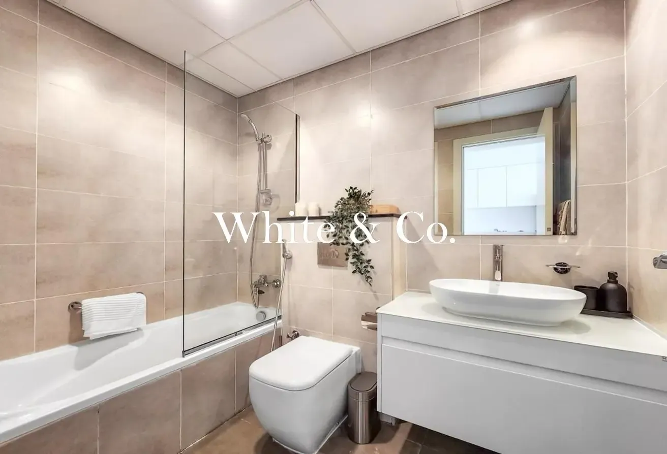 Mid Floor | Fully Furnished | Golf Facing