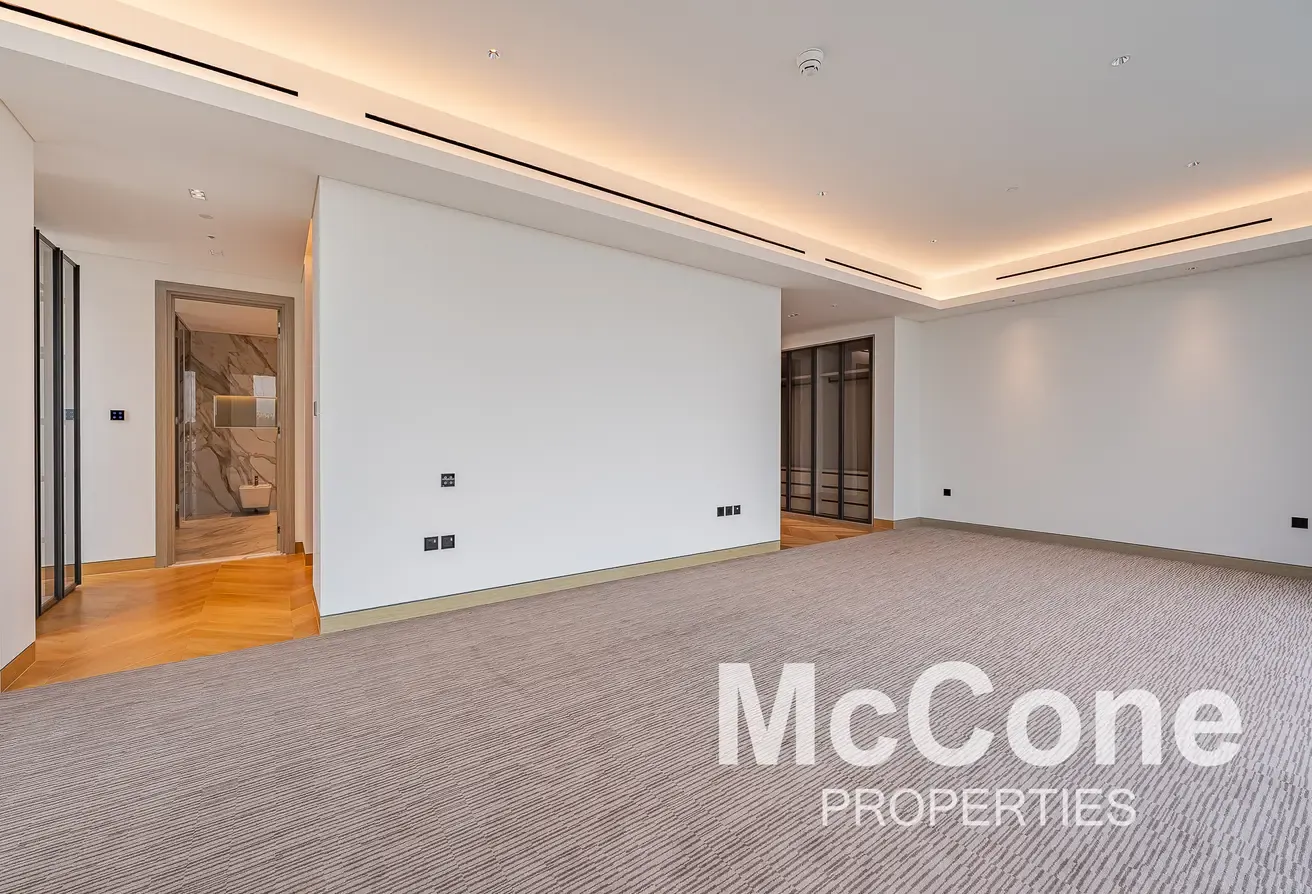 1 Series | Palm View | Luxury Penthouse