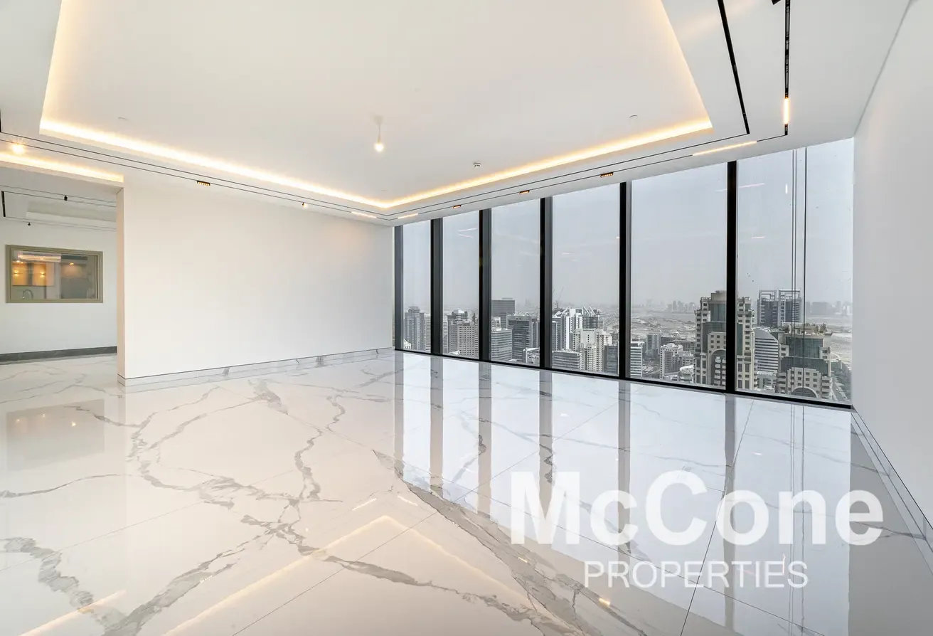 Luxury Penthouse | High Floor | Palm View Access