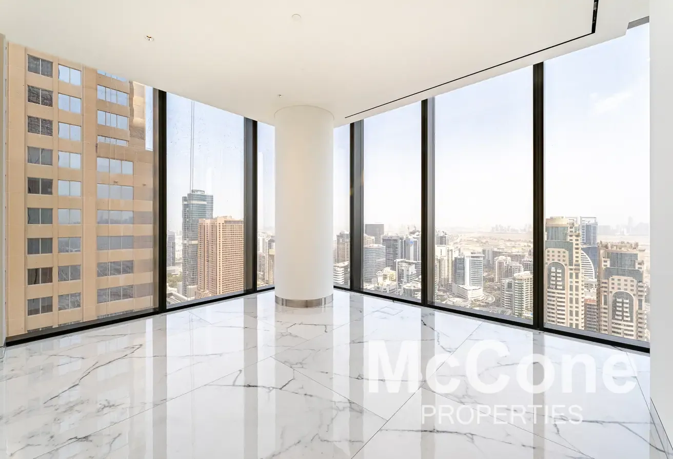 Luxury Penthouse | High Floor | Palm View Access